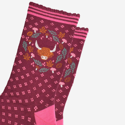 Highland Cow Floral Wreath Bamboo Socks in Burgundy